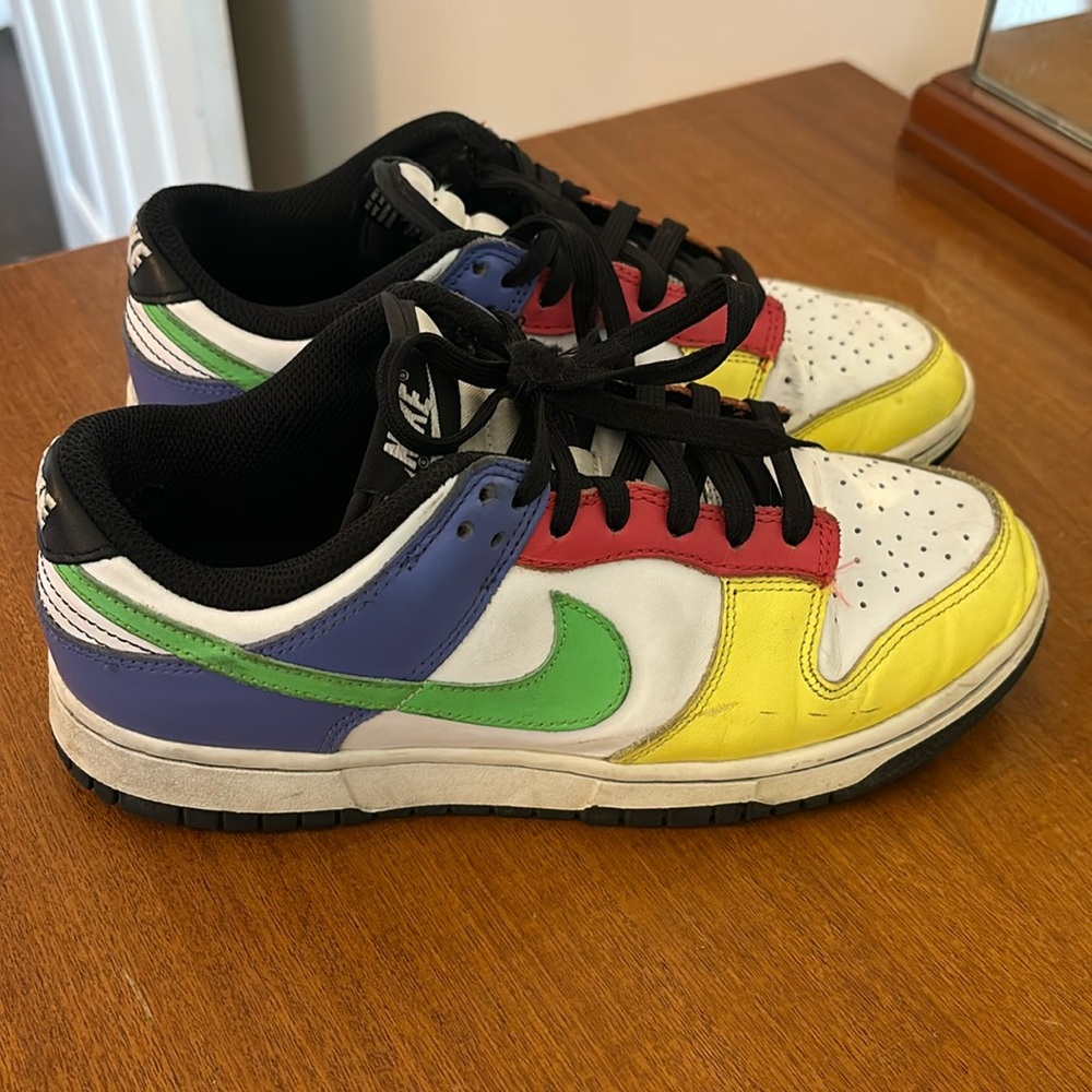 Nike women low dunk “green strike”